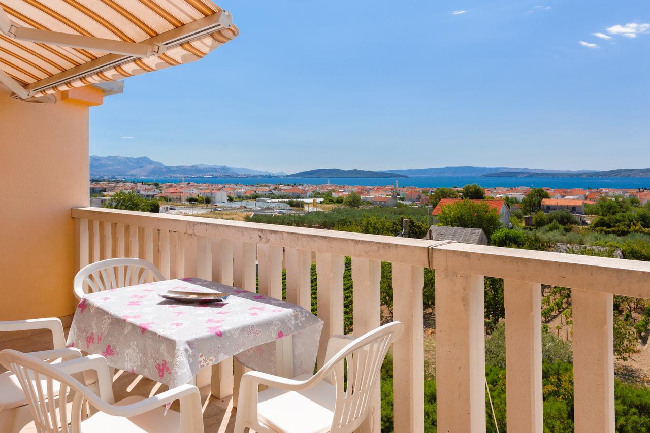 Villa Rosa Kaštela エクステリア 写真