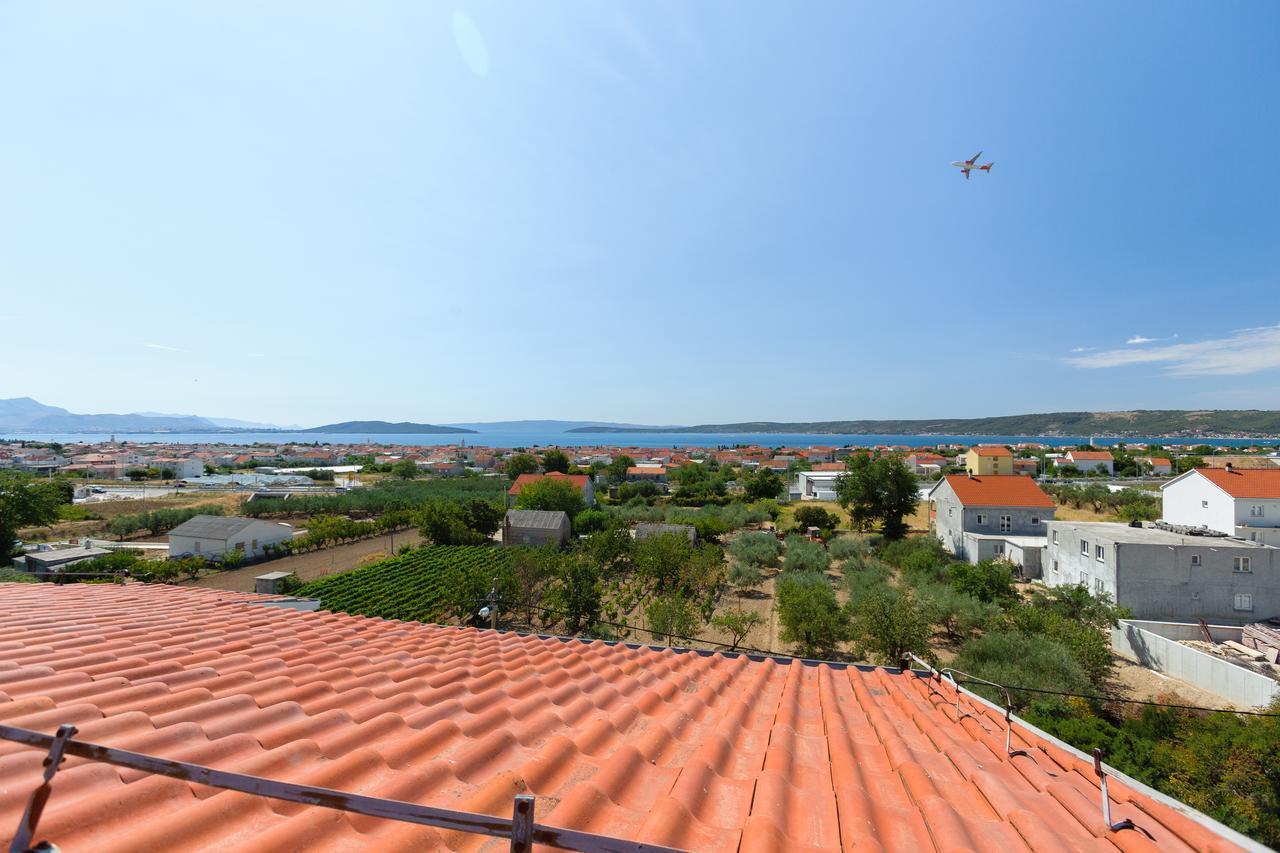 Villa Rosa Kaštela エクステリア 写真