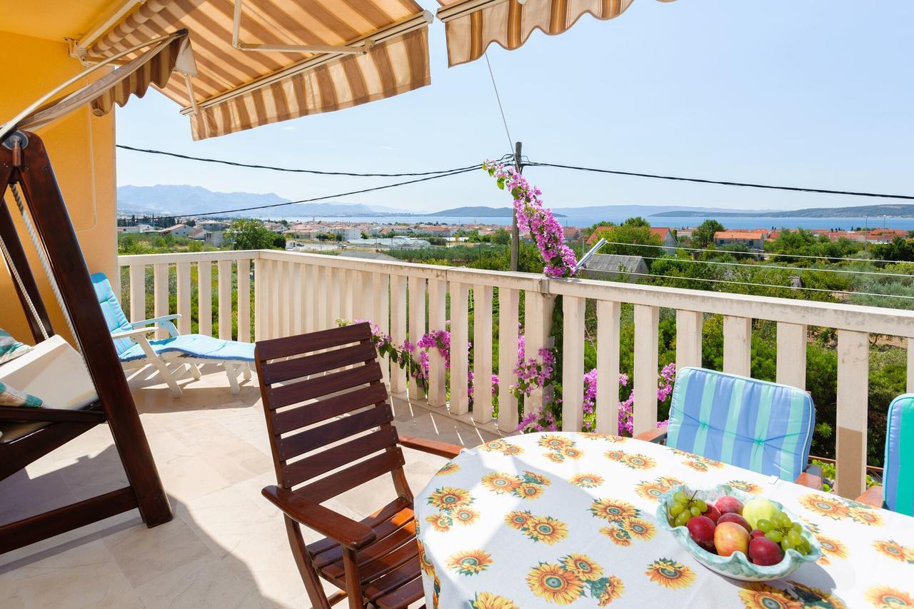 Villa Rosa Kaštela エクステリア 写真